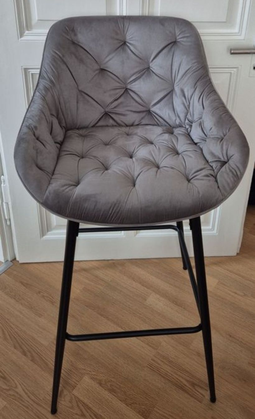 Chaises: Zwei bequeme Barhocker – D'occasion à Liestal par michelaa.h