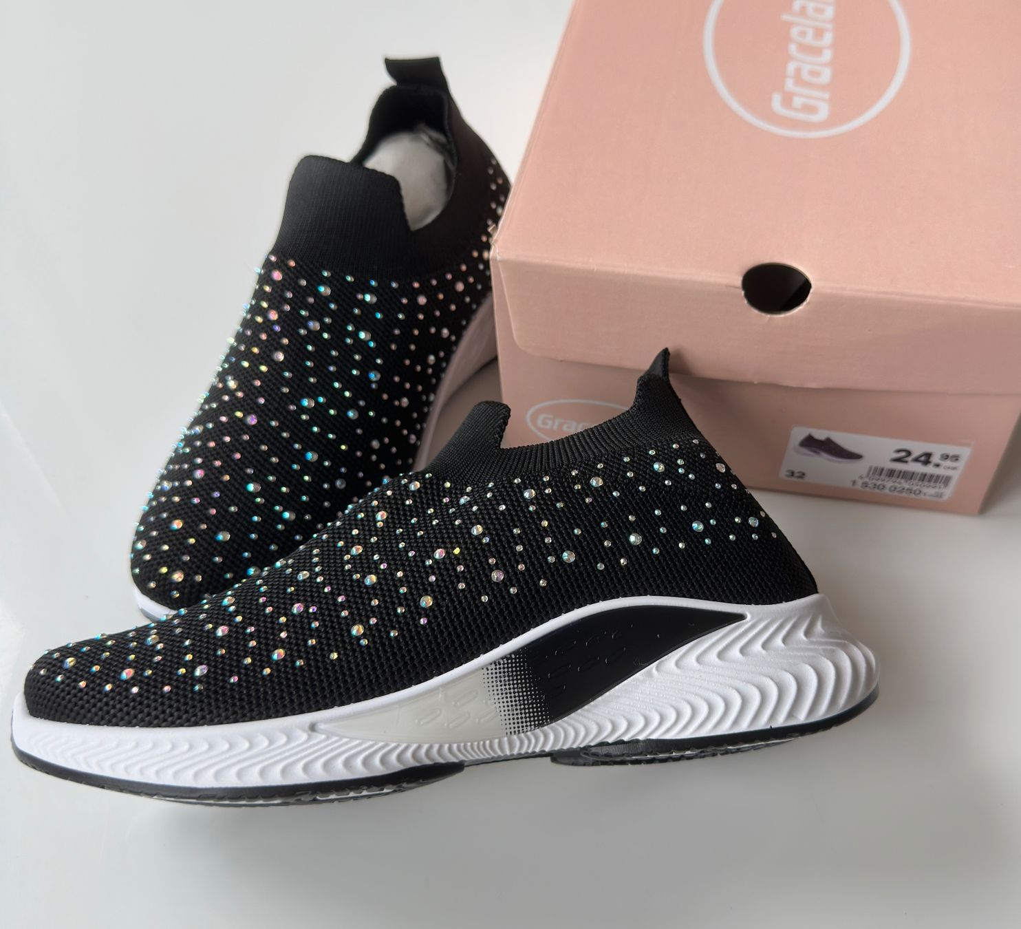 Dosenbach Scarpe per ragazze: NEU - Gr 32/33 Glitzer Slip On Sneaker – Usato da Rickenbach b. Wil venduto da sunneschii_ 1