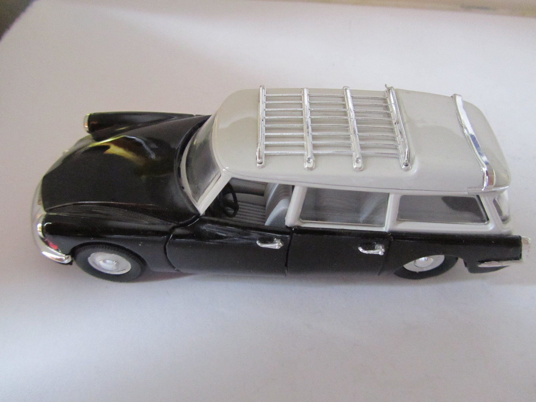 Citroën Modellini d'auto: Citroen ID 19 Break, Rio Italien – Usato da Weiningen ZH venduto da dietsch57 5