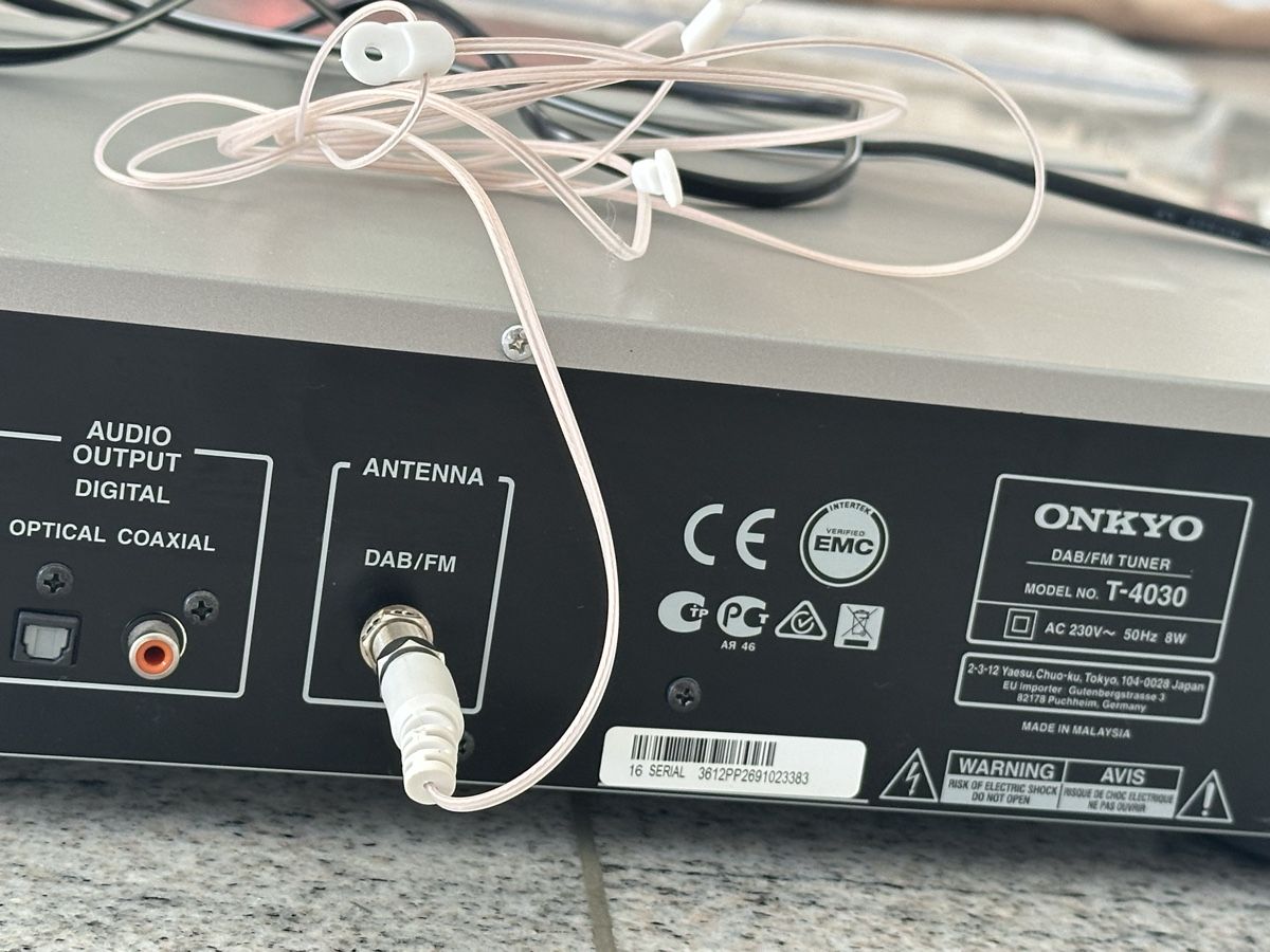 Onkyo Radio: Onkyo DAB/FM Tuner T4030, gebraucht – Usato da Aathal-Seegräben venduto da rer_g67x 3