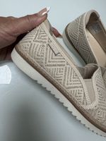 Bobs Damenschuhe Größe 38?in Sand