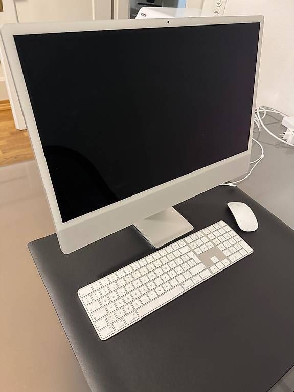 PC: iMac Retina 24¨ – Usato da Bern venduto da figureskater 1
