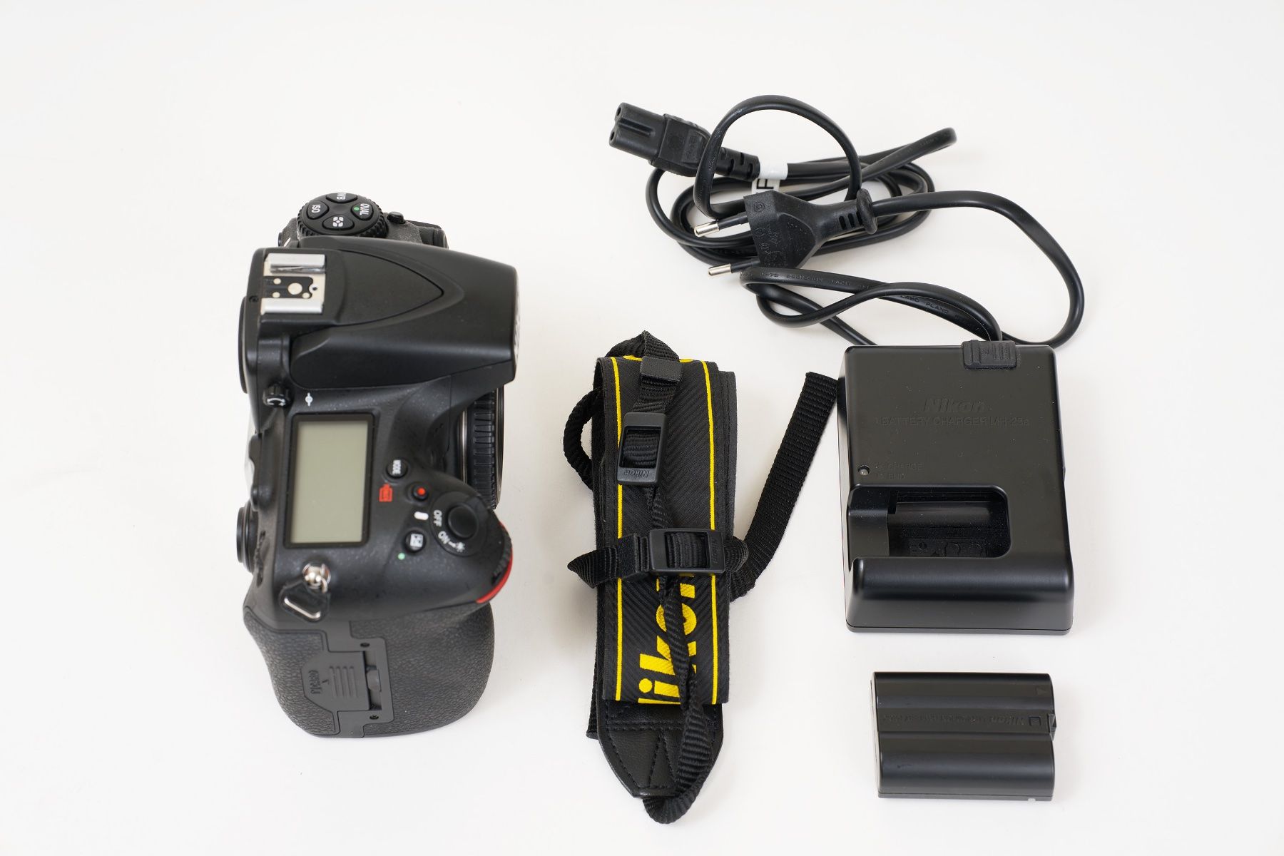Nikon Kamera: Nikon D-810 Spiegelreflex-Kamera – Gebraucht aus Oberwil BL von Klang 8