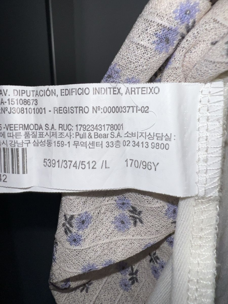 Kleider: Blumenkleid mit Rüschen Grösse L. Pull&Bear – Gebraucht aus Luzern von Whateverr 5