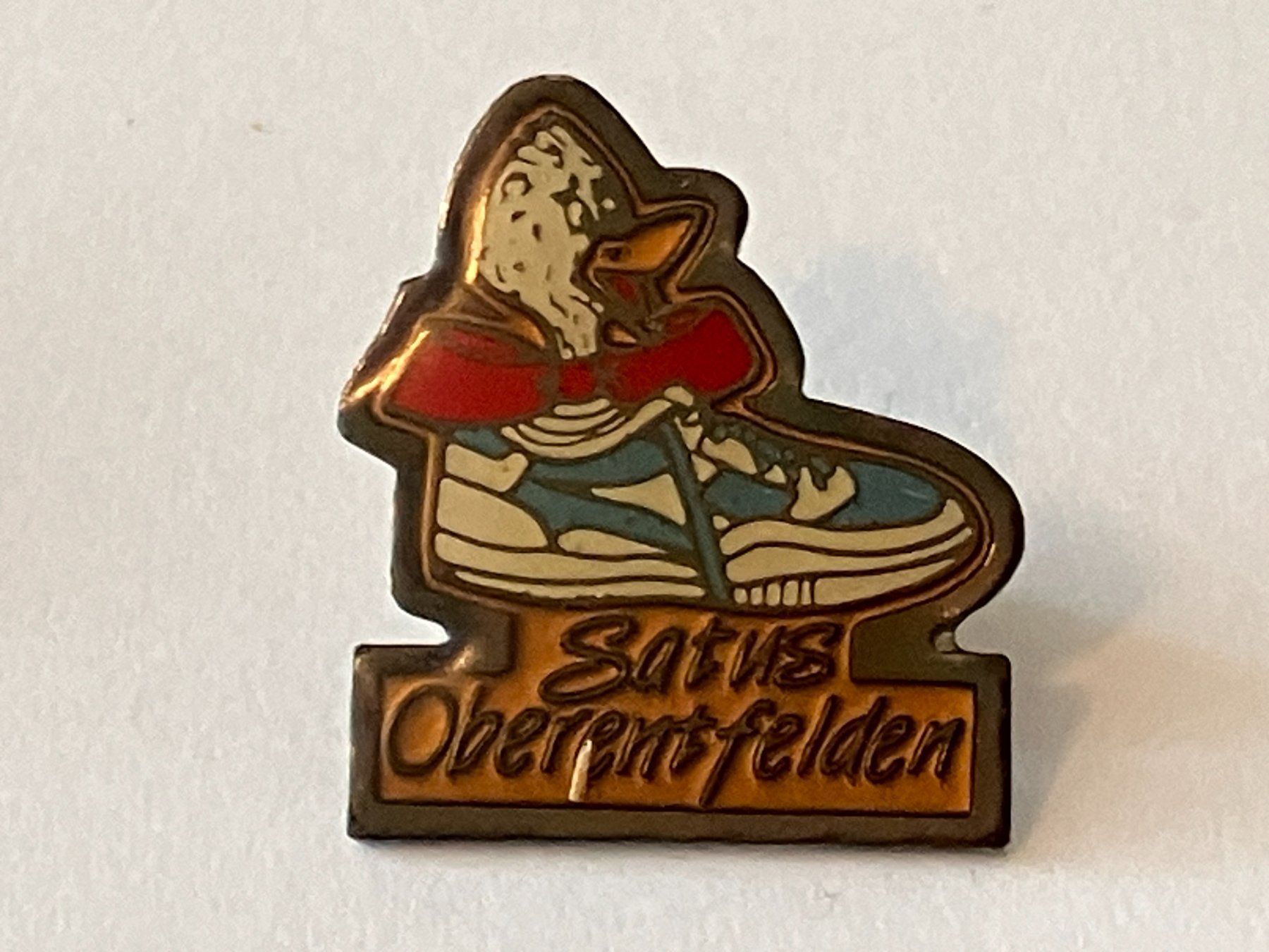 Placchette & Badge: 1 Pin Satus Oberentfelden – Usato da Basel venduto da djwwpp