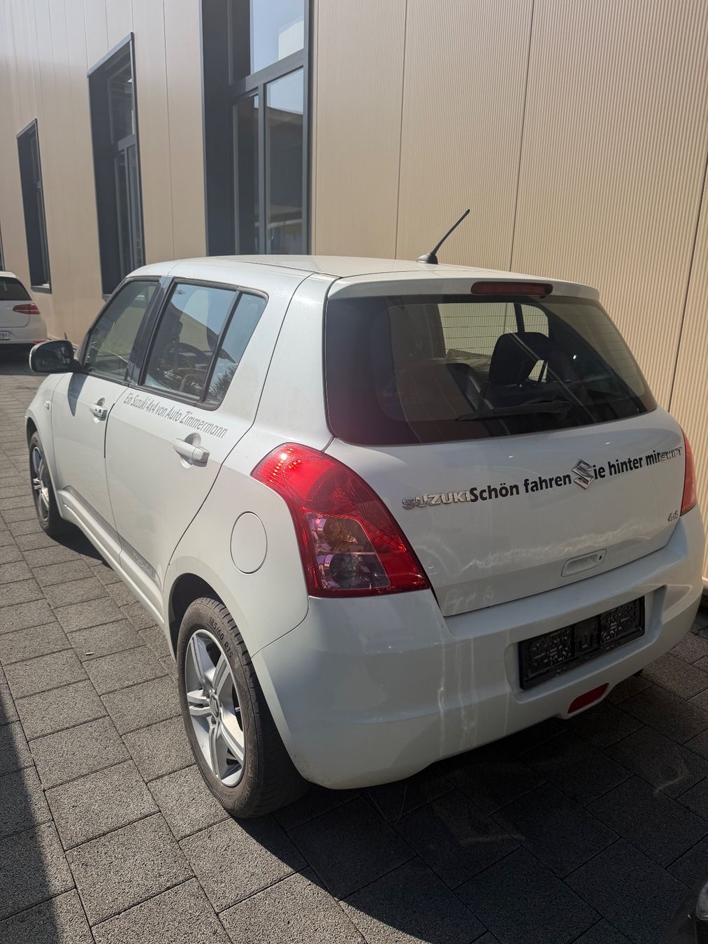 Suzuki Automobili: Suzuki Swift 1.3 4WD – Usato da Buttisholz venduto da NG4S 1