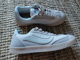 Genesis Volley Sneaker