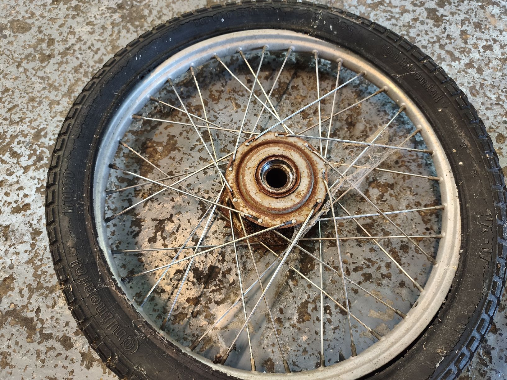 Pneus & Kompletträder: Rücktritträder Puch / Sachs – Defekt aus Münchwilen TG von Denso33 3