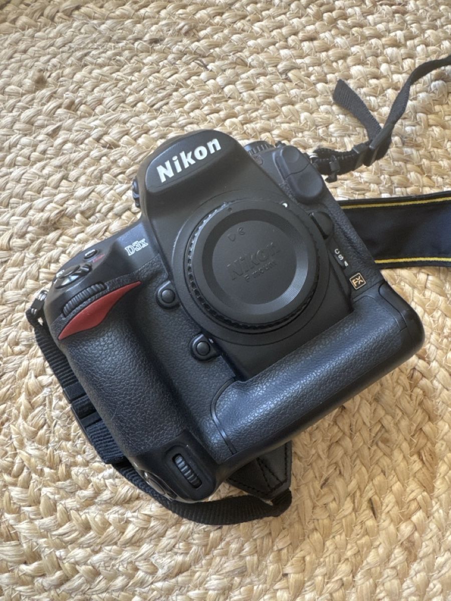 Nikon Fotocamera: Nikon D3x – Usato da Luzern venduto da hzm007