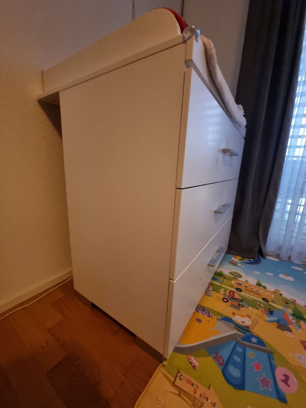Cassettiere: Kommode + Kleiderschrank Set (weiss) – Usato da Dübendorf venduto da Progi