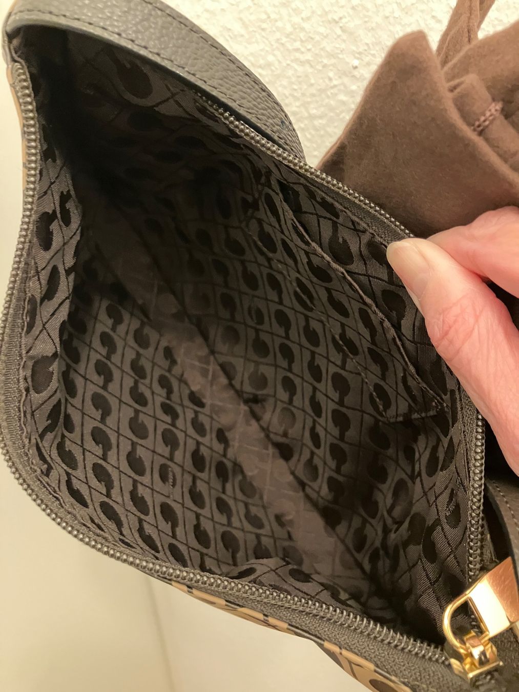 Borse da donna: Coole Crossbody von Gherardini – Nuovo (secondo la descrizione) da Zürich venduto da piacente 6