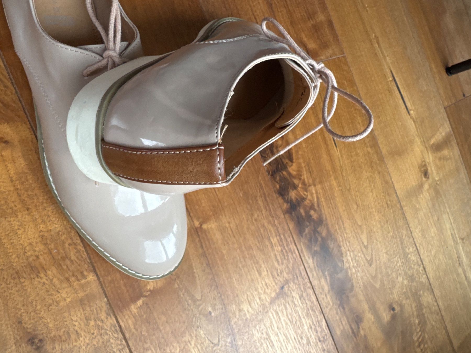 Scarpe da donna: Lack Halbschuhe altrosa Gr 40 – Usato da Boppelsen venduto da Ellezzpink 2