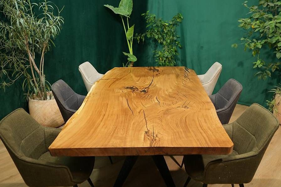 Tables: Eichenesstisch aus 1 Baumscheibe - Einzigartig & Natur pur – D'occasion à Walchwil par Swissdesign_Haag