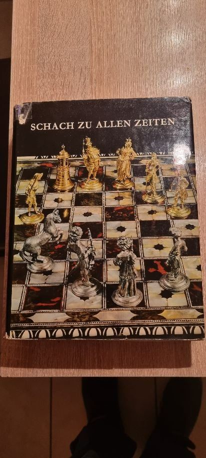 Libri: Schachbuch Schach zu allen Zeiten – Usato da Muttenz venduto da Langerochade