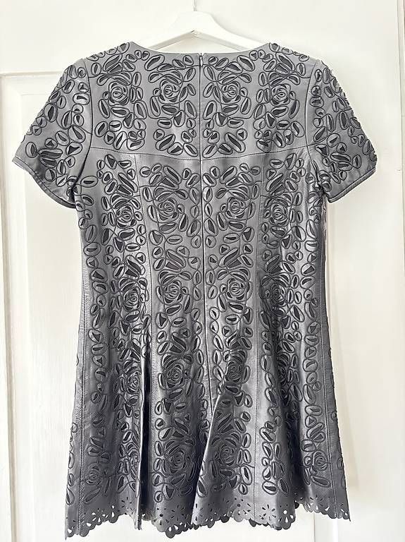 Kleider: Leder Kleid mit Spitze  – Gebraucht aus Zürich von din_msy7 1