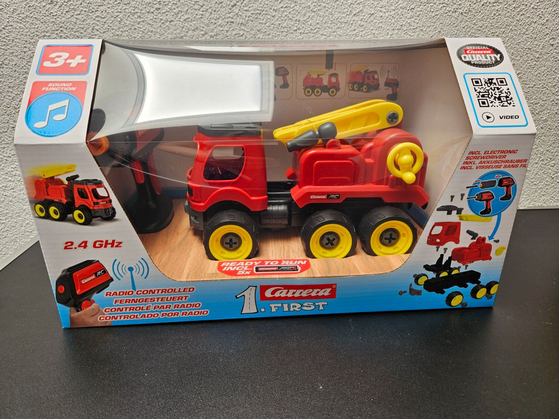 Modellismo RC: Neu - Carrera 1. First - RC-Feuerwehr – Nuovo e nell'imballaggio originale da Dagmersellen venduto da Jarsetz_Restposten