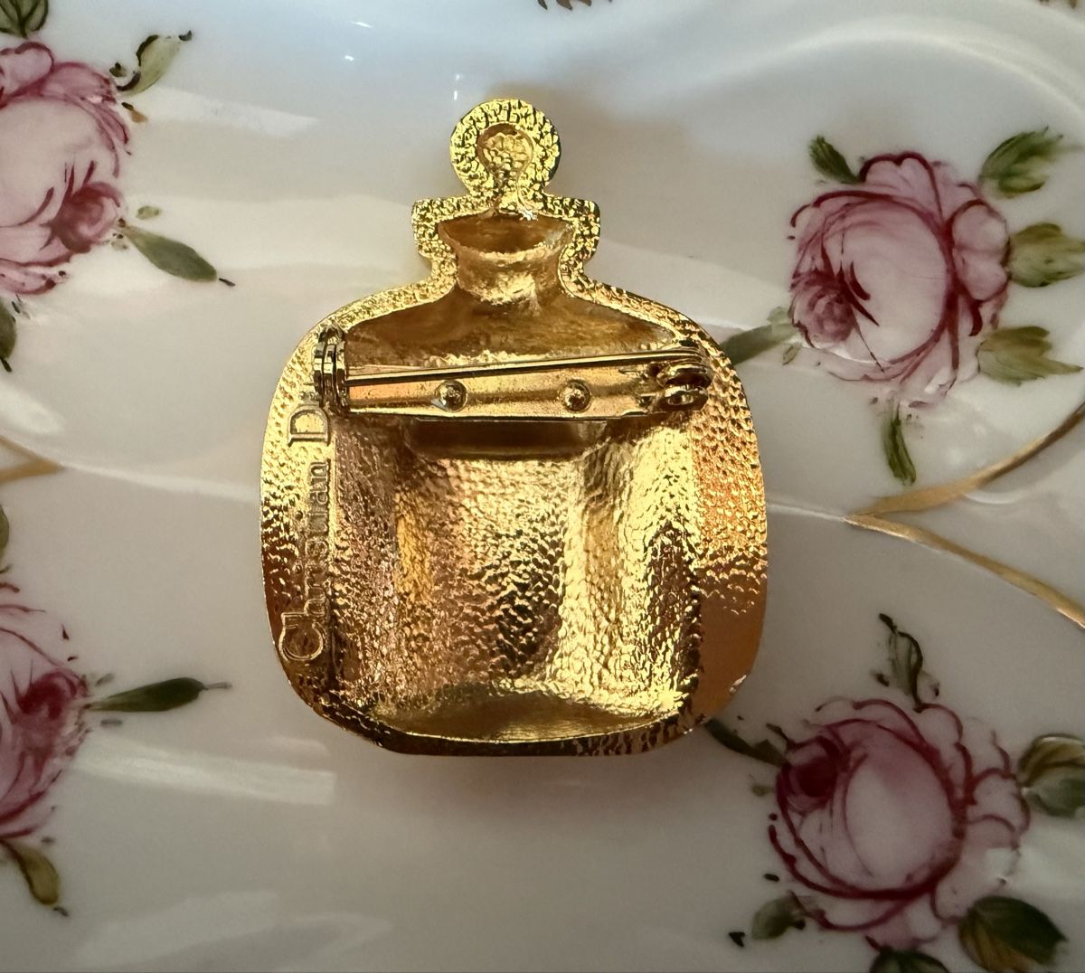 Dior Broschen & Nadeln: Dune Parfüm Dior Brosche Vintage – Gebraucht aus Birsfelden von Soulseeker 1