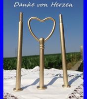 ETAGERE   HERZ  GOLDSPRAY  FÜR  EINE  DREILAGIGE  ETAGERE