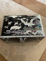 Boîte chinoise nacre et vernis 
