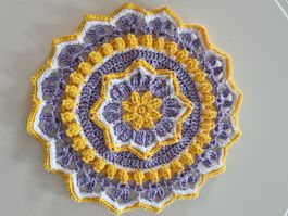 Mandala Untersetzer Doily gehäkelt handgemacht Deko