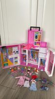 Barbie Closet with many accesories