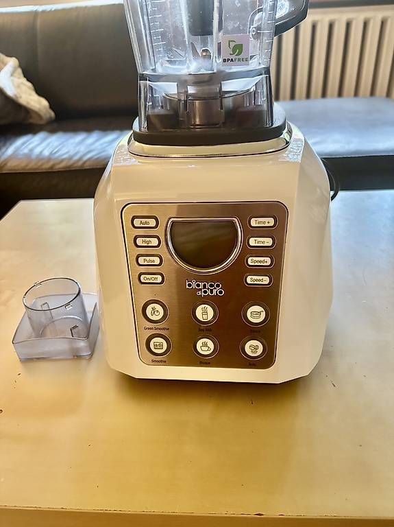 Elettrodomestici da cucina: Mixer Bianco di puro – Usato da menziken venduto da Cmanitou 1