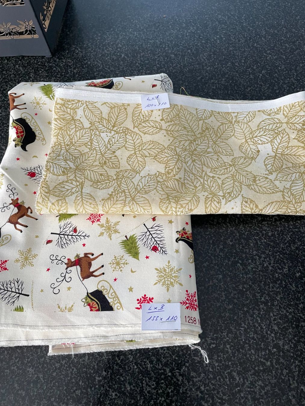 Tessuti: Weihnachtsstoffe Konvolut – Nuovo (secondo la descrizione) da Wil SG venduto da lovely02 3