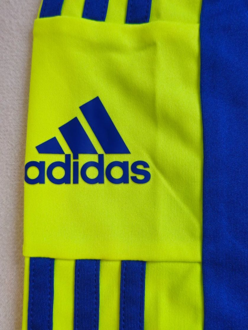 Adidas T-shirt: Adidas Shirt Blau/Neon, Gr. L – Usato da Niederglatt ZH venduto da 04iboT 1