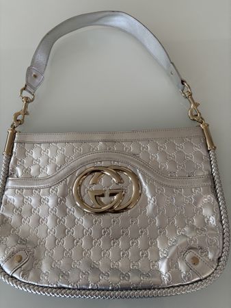 Gucci Handtasche Silber Metallic Leder GG Canvas