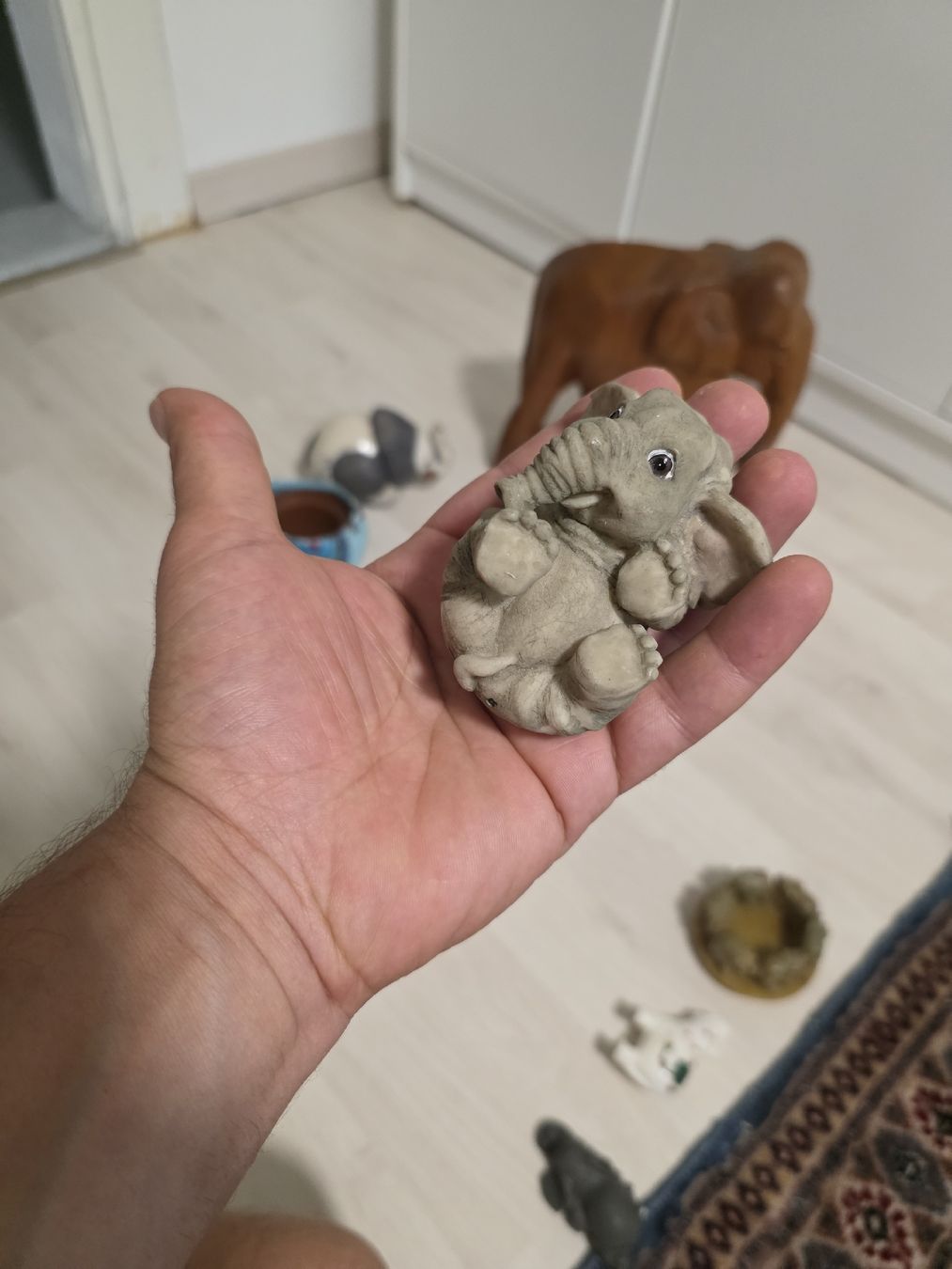 Statuette: Deko Elefanten-Sammlung verschiedene Materialien gebraucht – Usato da Schöftland venduto da Aktion56 2