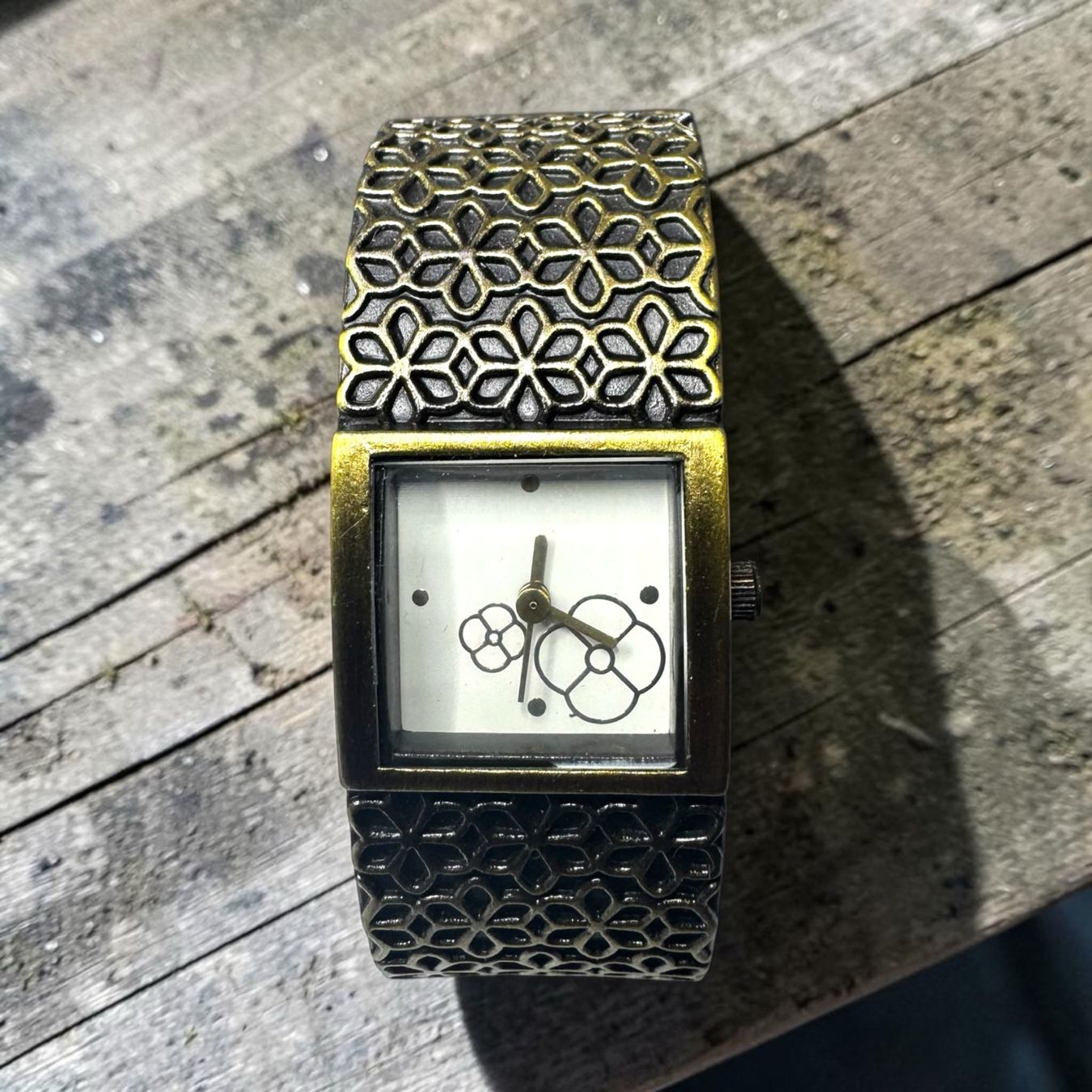 Orologi: Mode Damenuhr – Usato da Basel venduto da mkz_859r