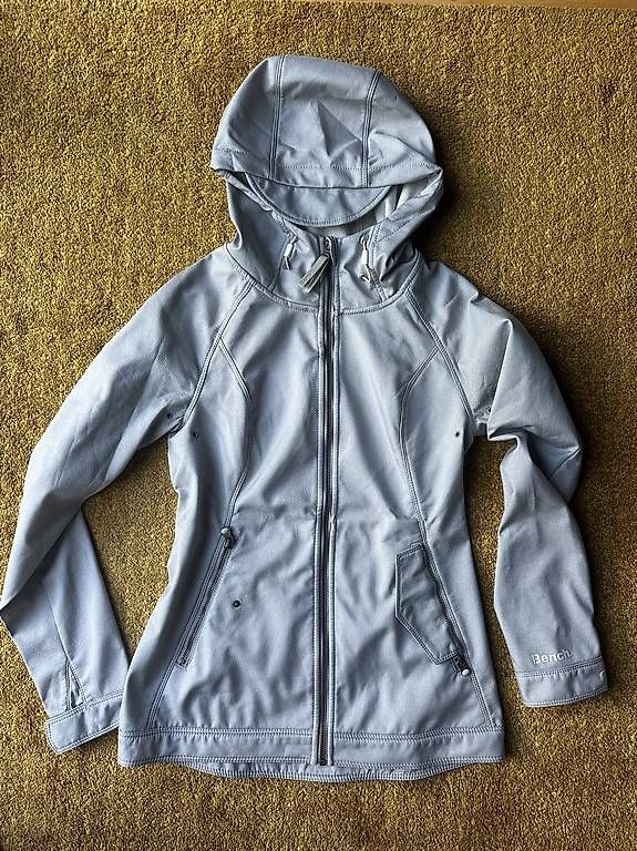 Bench Vestes: Bench Übergangsjacke S – D'occasion à Buchrain par pat4s