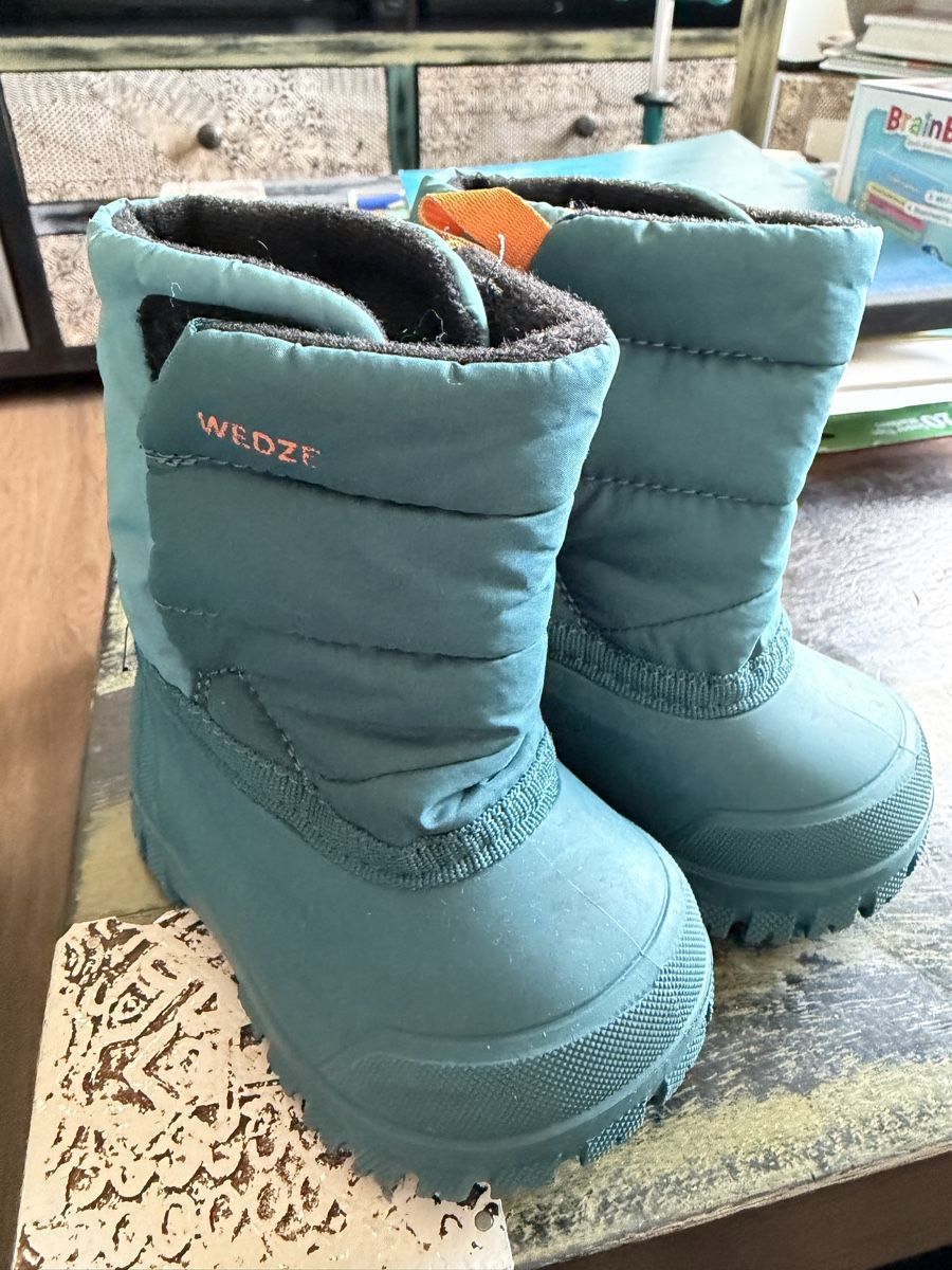 Decathlon Scarpe per ragazzi: Wedze Kinder Schneeboot Gr. EU 19 – Usato da Nänikon venduto da sam_7nk7