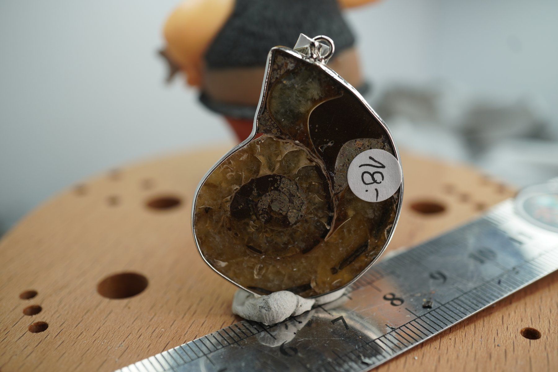 Minéraux & Lithothérapie: Ammonit  Gefasst        Anhänger  Räumung – Neuf avec emballage d'origine à Eschenbach SG par topstone