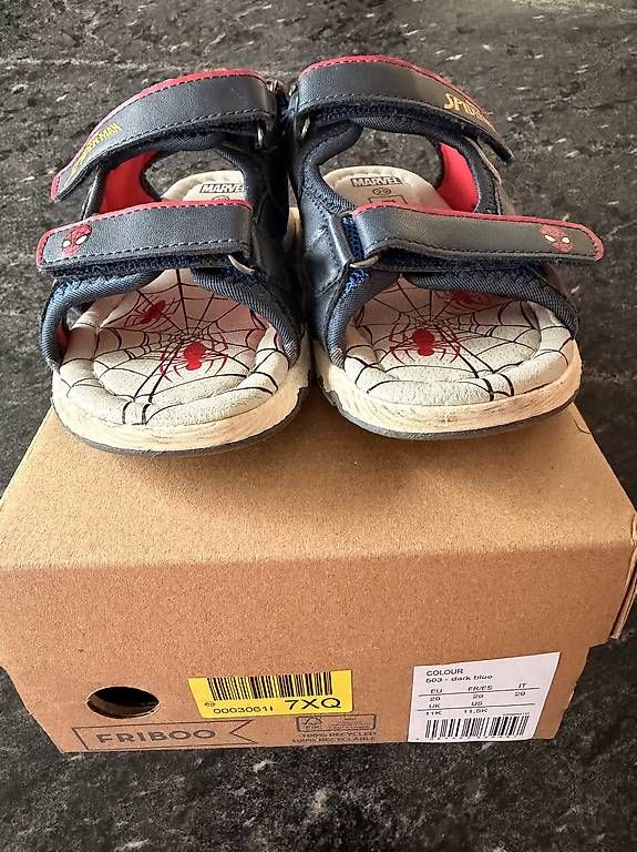 Friboo Scarpe per ragazzi: FRIBOO MARVEL Sandalen Gr. 29 – Usato da Forch venduto da Holgetobler 3