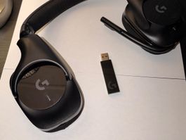 Casque gaming Logitech G533 sans fil - État impeccable!