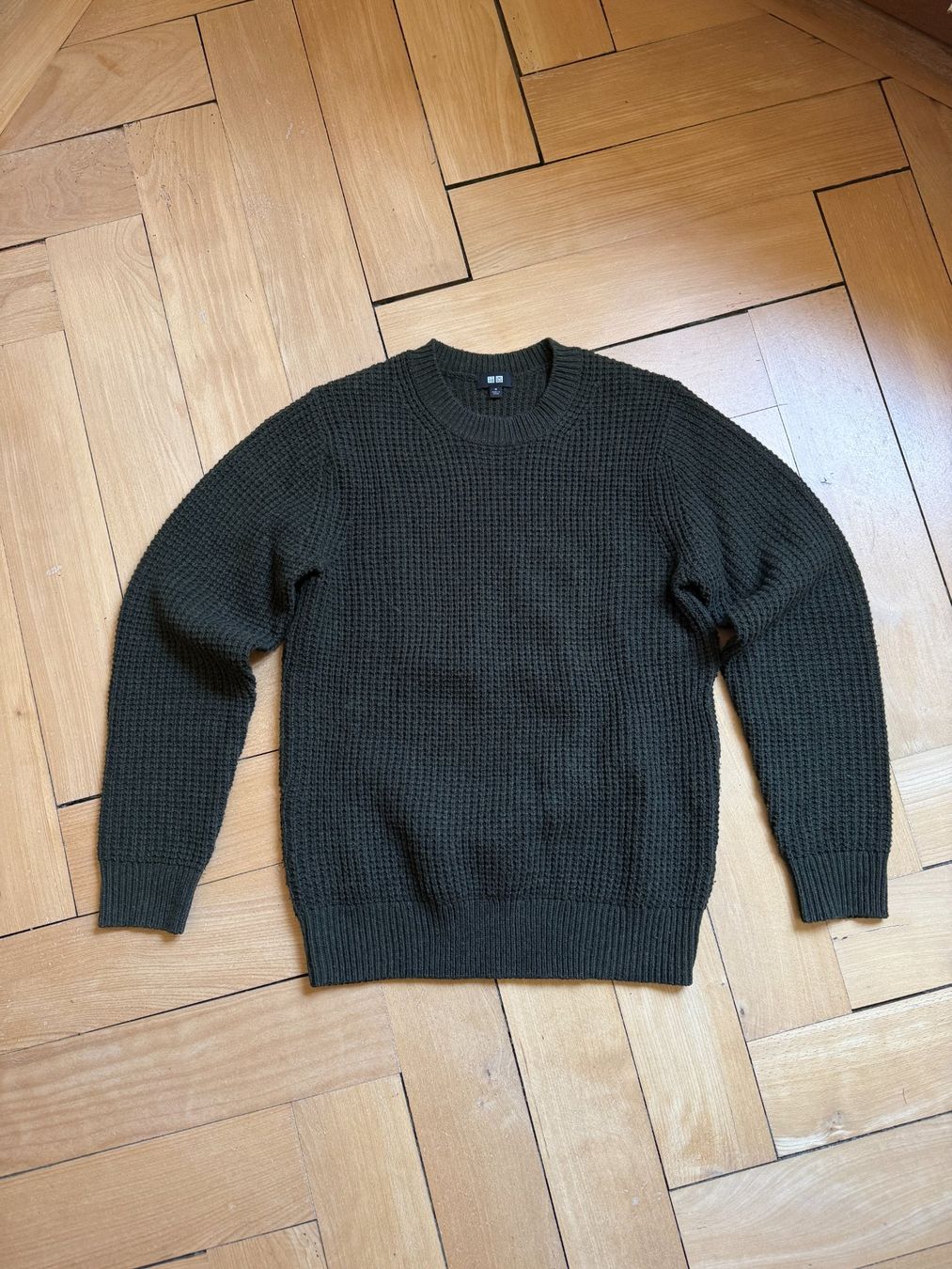 Uniqlo Pulls & Sweat-shirts: UNIQLO - Strickpullover waldgrün M – D'occasion à Zürich par Diazaio