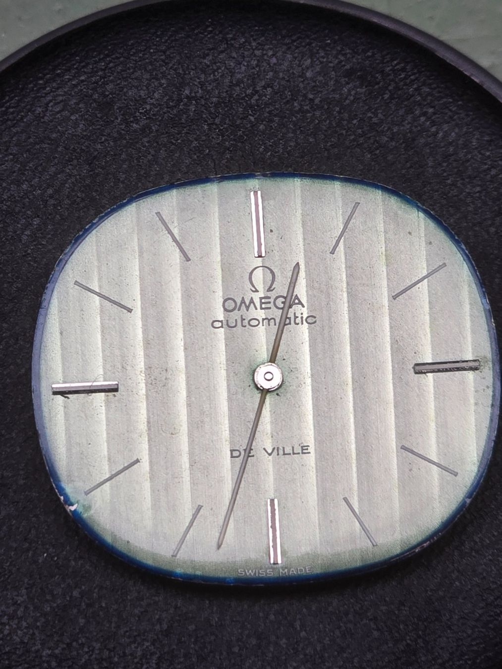 Omega Montres: Mouvement Omega 711 – D'occasion à Tramelan par Nirdan