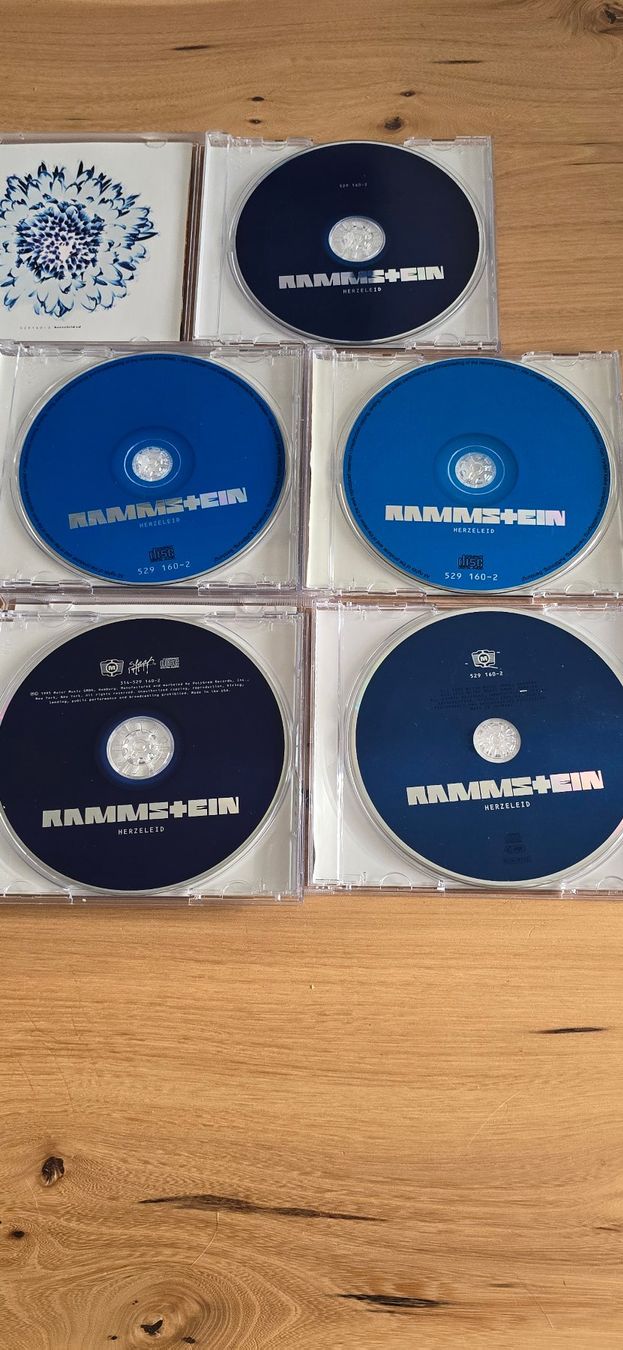 CD: RAMMSTEIN - 5 Versionen von Herzeleid – Usato da Zug venduto da Simbei