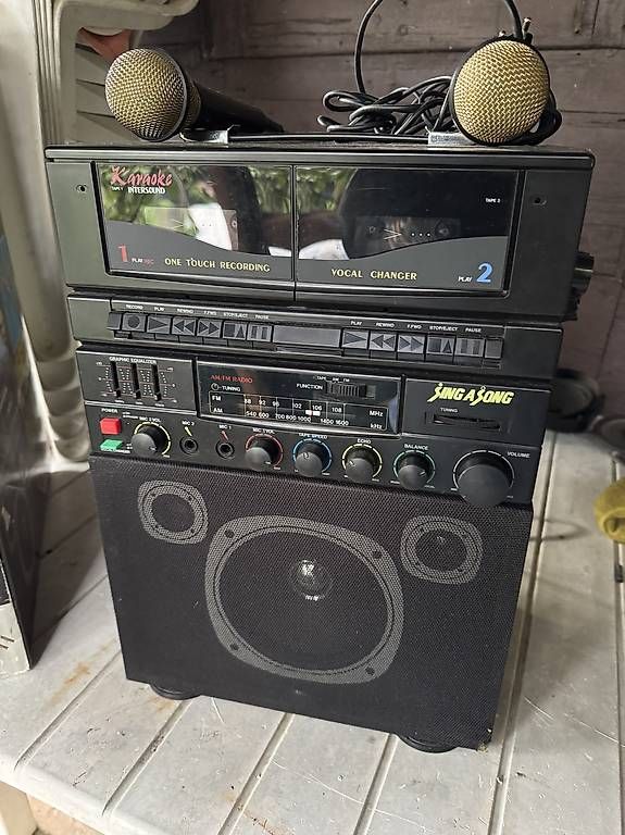 Lettore multimediale & Streamer: Karaoke vintage avec double cassette et 2 micros – Usato da Morges venduto da Nicorital