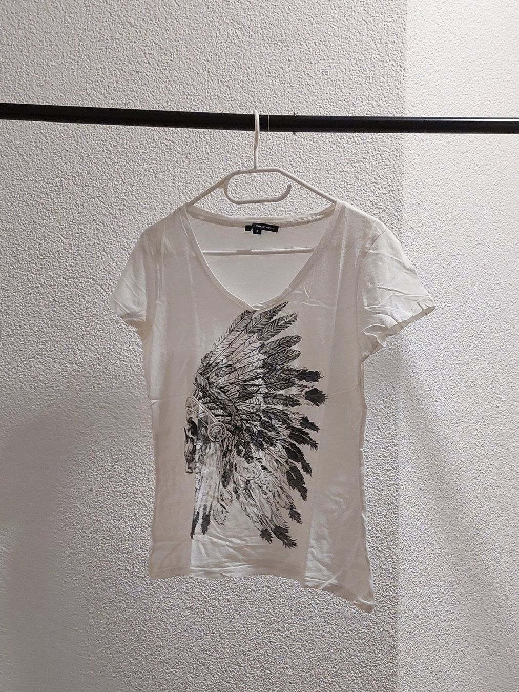 T-shirt: T-shirt weiss – Usato da Gunzwil venduto da 11G11