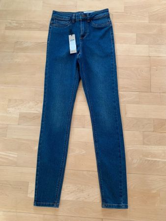 Noisy May Damen Jeans Hose, Gr. 26/32 Skinny, NEU