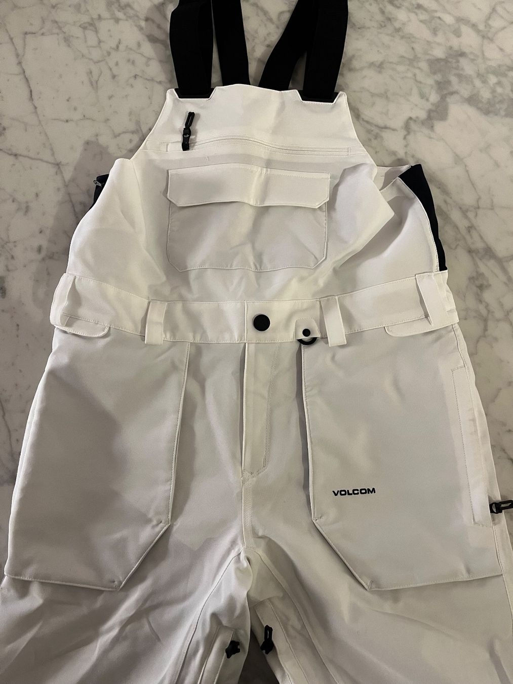 Volcom Pantaloni: Volcom Roan Bib S – Usato da Wetzikon ZH venduto da MW.S