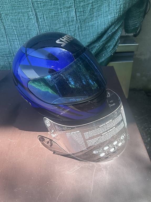 Casques & visières: Kinder Motorradhelm – D'occasion à Goldach par Vulcan1971