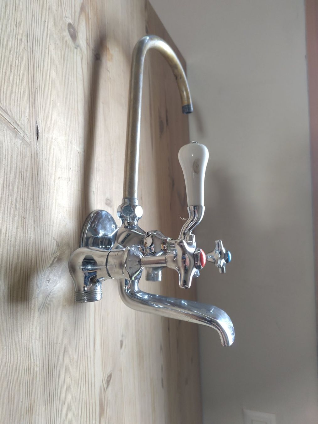 Rubinetteria: Badewassermischer Retro – Usato da Steg im Tösstal venduto da Mdakini 2