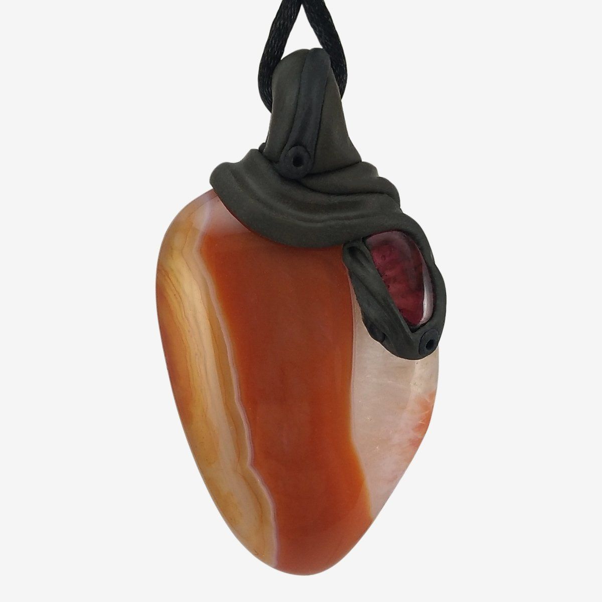 Minerali & Pietre curative: Karneol Steinanhänger mit Granat – Nuovo e nell'imballaggio originale da Meilen venduto da BYRD-Design