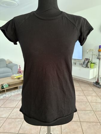 Maglietta Scout colore nero taglia XS usato