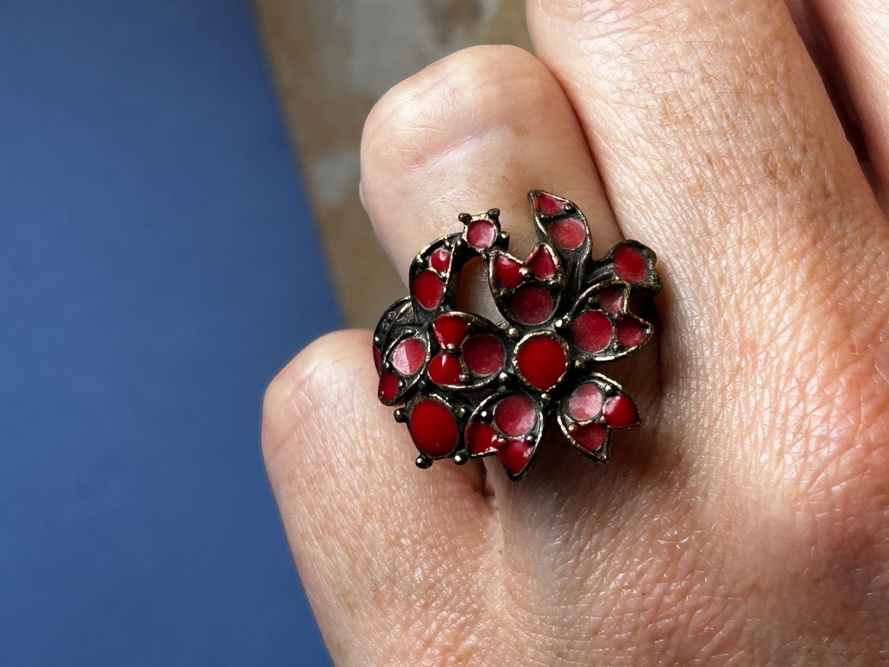Anelli: Fingerring ROTE KRAFTBLUME (54+) – Usato da Laufen venduto da Bellebellezza 1