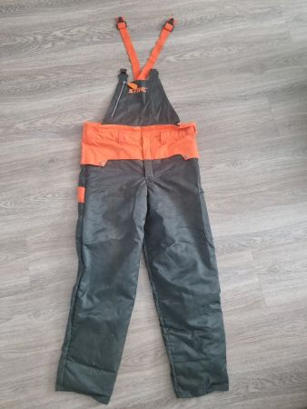 Stihl Schnittschutzhose fast neuwertig Grösse 50