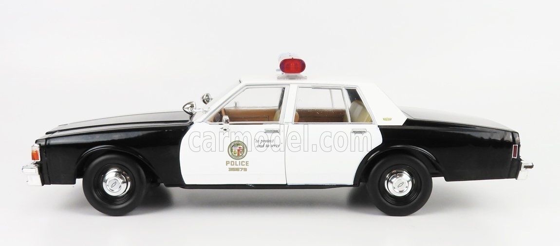 Modellini d'auto: Chevrolet Caprice 1987, Terminator 2, – Nuovo e nell'imballaggio originale da Basel venduto da Zomeg 4